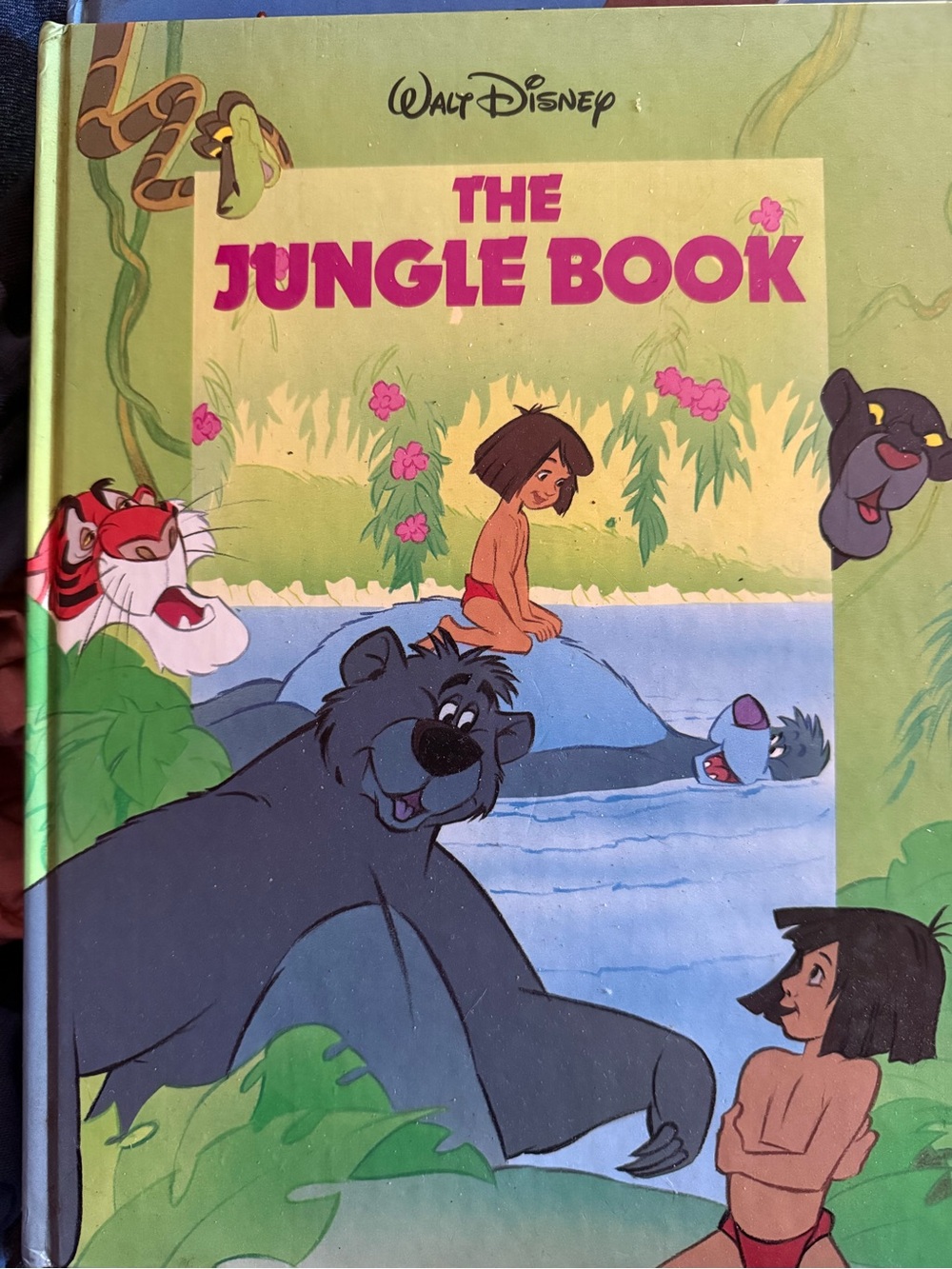 Vintage 1989 The Jungle Book large hardcover book